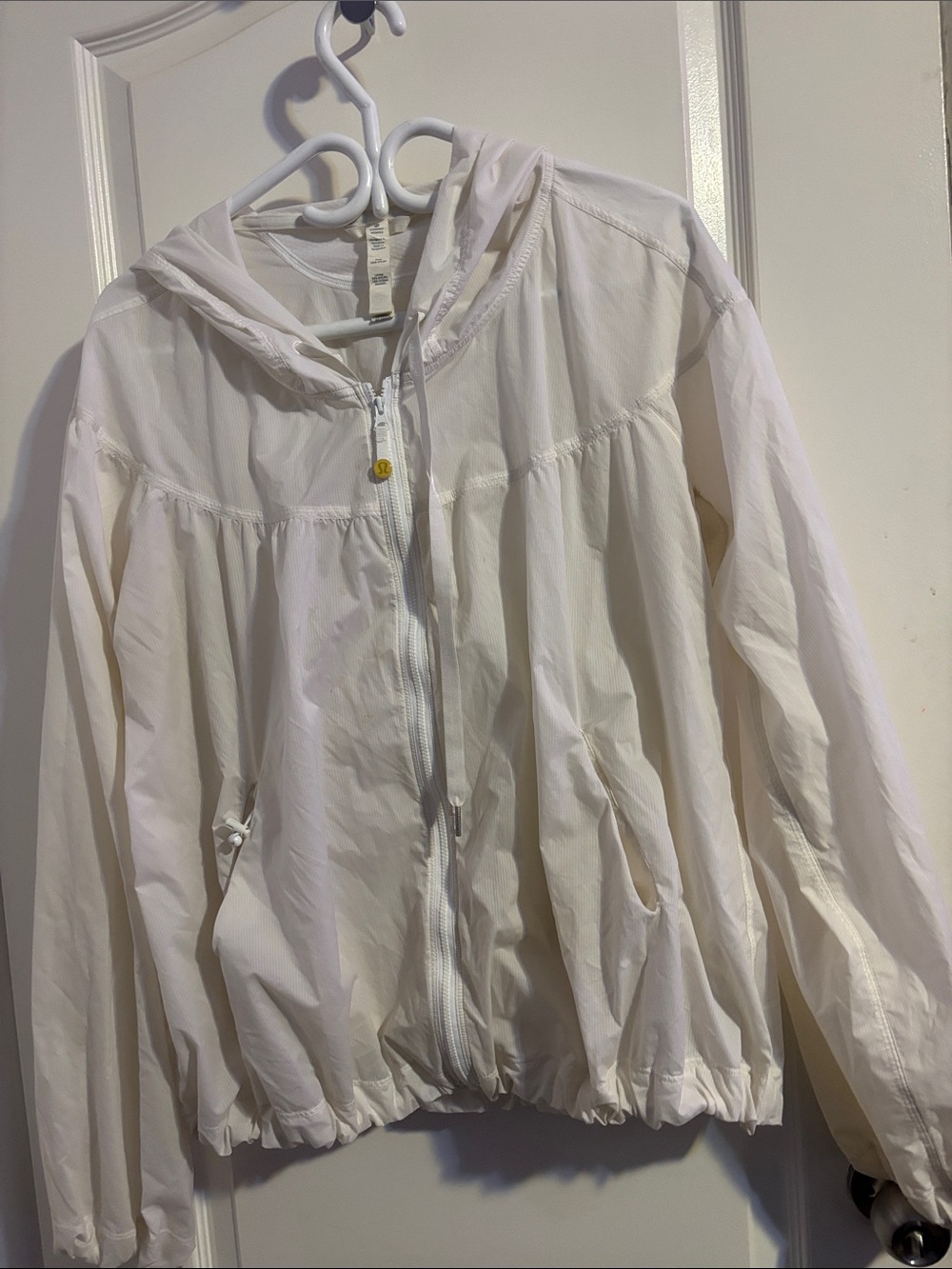 lululemon athletica Lightweight Hooded Jacket - White